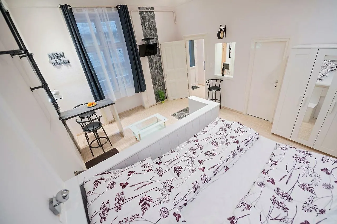 Free Parking, Quiet Design Flat In The Centre Apartment Budapest