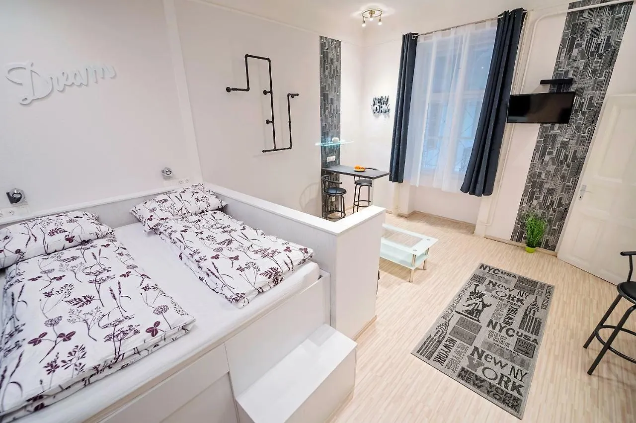 Free Parking, Quiet Design Flat In The Centre Apartment Budapest Hungary